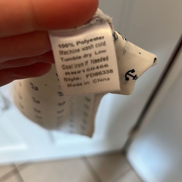 fun 2 fun // Anchor-print Tank - Picture 3 of 4